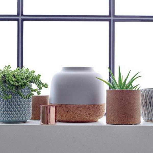 Round Sky Blue Stoneware Planter Pot with Polka Dots